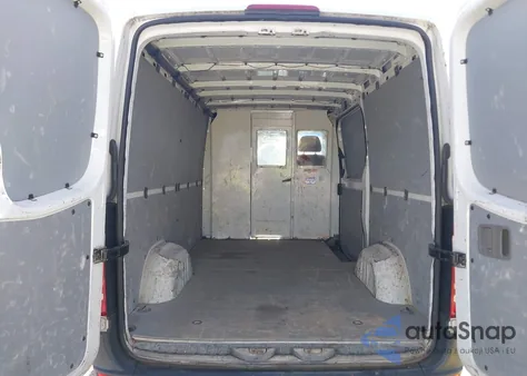 2014 Mercedes-Benz Sprinter 2500 Normal Roof из США, поврежденный, VIN WD3PE7CC3E5845279